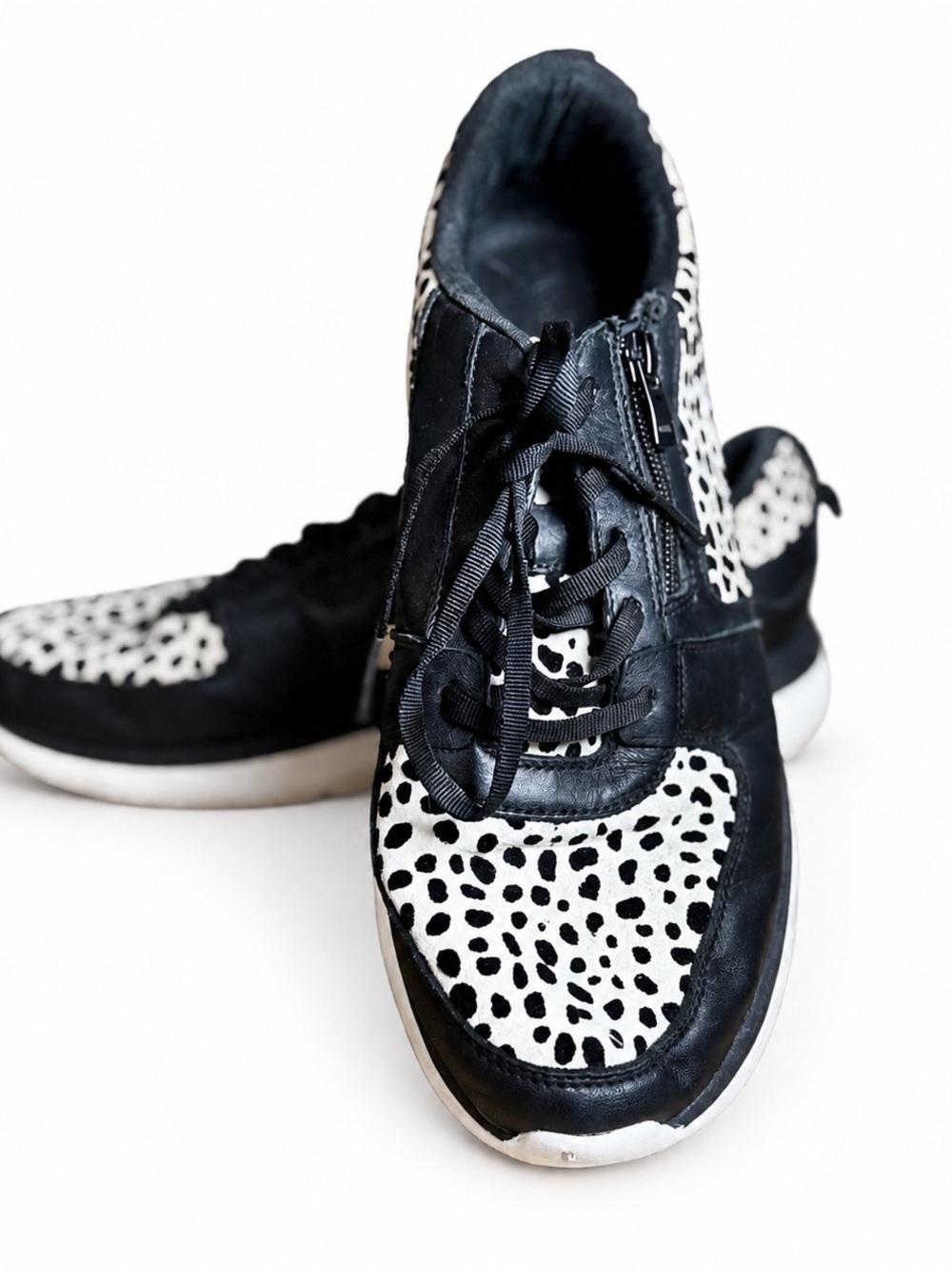 Vionic Remi Spot Animal Print Comfort Sneakers Women’s Size 10